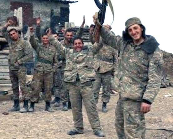 Армяне отбили атаки азербайджанских ДРГ под Шуши. Паника и бегство сменились контрнаступлением (2020)