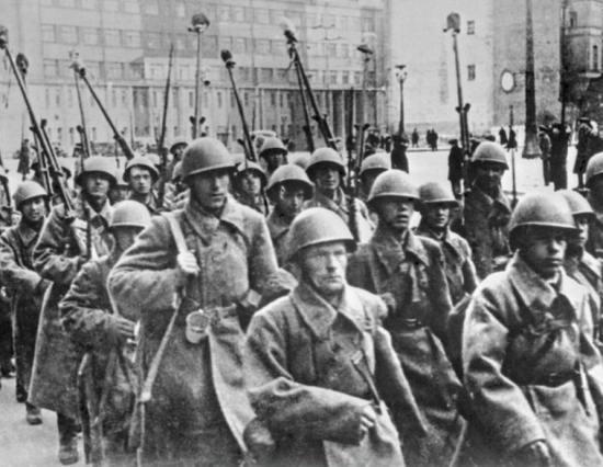 Артём Драбкин и Алексей Исаев: Они сражались за Родину (Россия) 2018