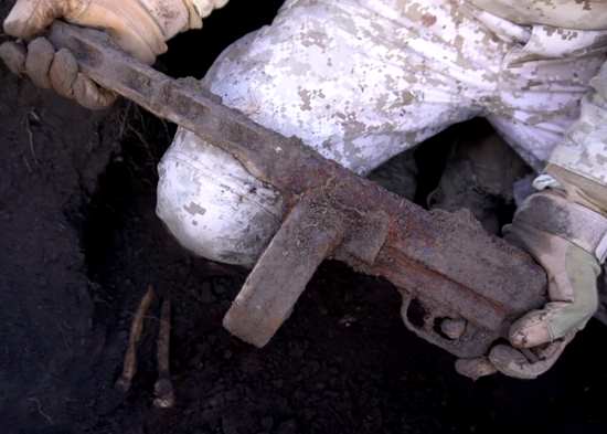 Боец погиб с ППШ в руках. Коп по Ленинградскому фронту не в болотах (2021)