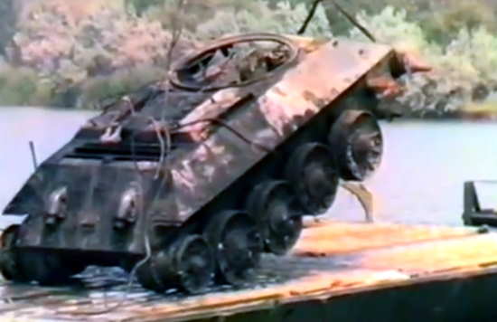 "Черный копатель" заминировал свой склад оружия. Таких жирных находок раньше никто не видел (2021)