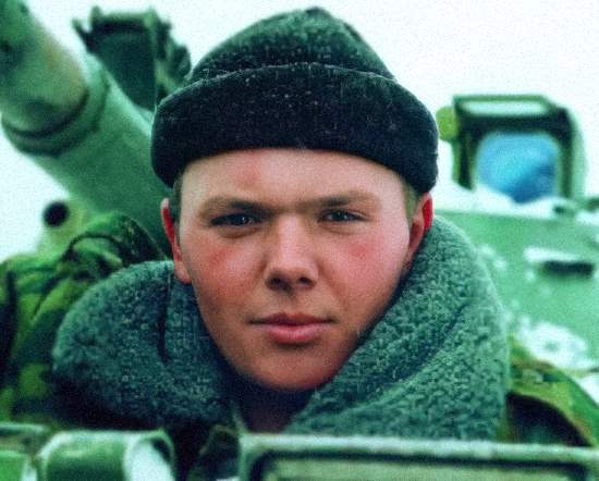 Четыре подвига ефрейтора Евгения Бушмелева на БМП-1, за которые он при жизни стал Героем России (2020)