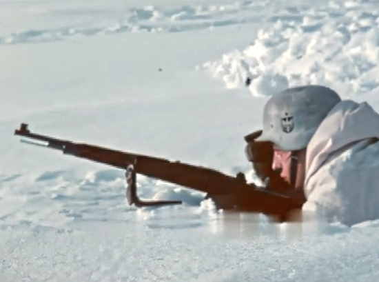 Цветная хроника офицера Вермахта снятая в битве под Москвой. Атака в заснеженном поле (1941)