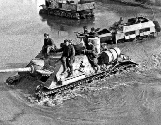 Днепр в огне. Штурм последней надежды Гитлера на победу над СССР (2020)