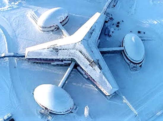 Это самая опасная военная База России в Арктике. На маленьком острове! (2022)