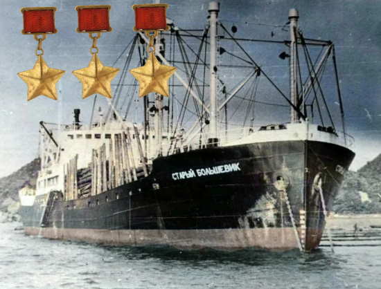 Фантастический подвиг теплохода "Старый большевик". Немцы были в шоке - ТАКОГО они никогда не видели (2021)