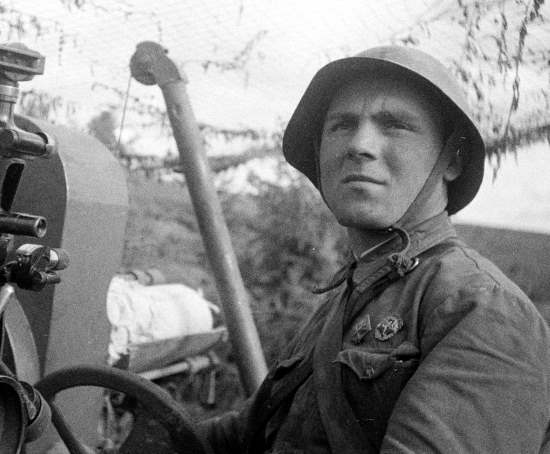 Гвардеец лейтенант Сергей Лысенко. Один из последних ветеранов Сталинградской битвы, кто был на войне с первых дней (интервью, 2021)