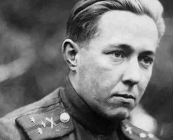 Историк расшифровал довоенные письма Солженицына. Вскрылась ШОКИРУЮЩАЯ информация (2021)