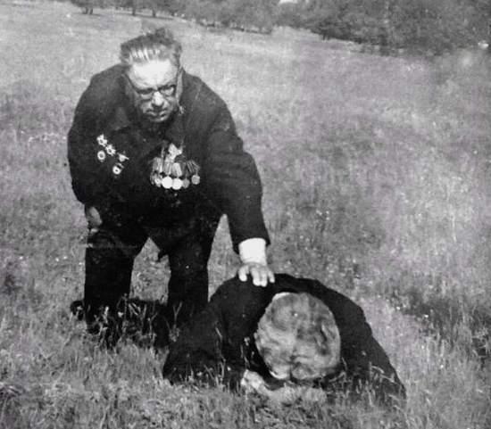 "Как он это пережил? Отец рассказал как воевал в Вяземском котле, лучше бы не говорил". Из воспоминаний Зотина Кирилла Викторовича (2019)