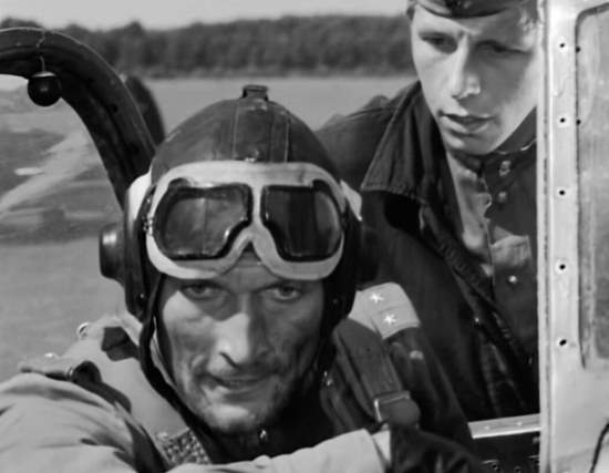 Как советские лётчики учились не бояться асов люфтваффе? "Чего носы повесили? Вот завтра пойдем и будем их пи...." (2020)