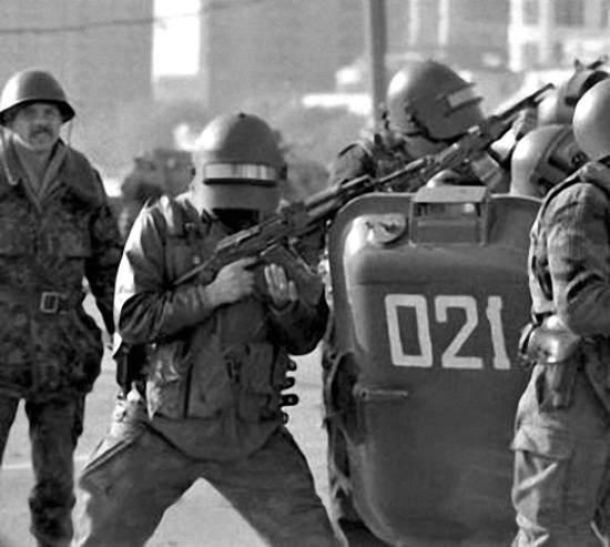 КГБ убивал СССР на протяжении 15 лет. Об этом боятся говорить на ТВ (2019)