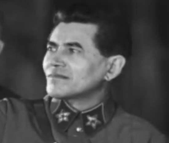 "Кровавый карлик" Николай Ежов - гомосексуалист, садист. На нём почти 800 тысяч расстрелянных за два года расправ (2020)