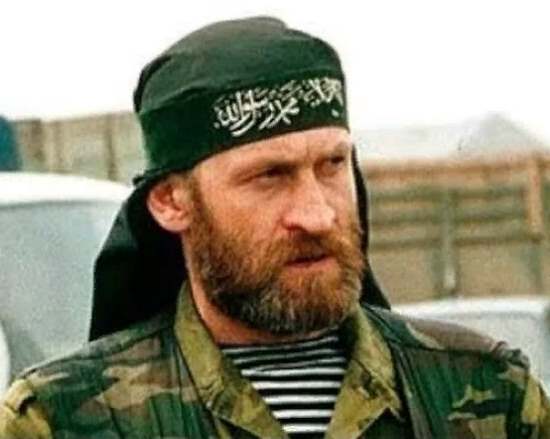 Кто из полевых командиров боевиков был лучшим? Как сегодня живут двое выживших спецназовцев с высоты 947? Отвечает Александр Сладков (2020)