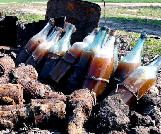 Малоизвестные факты о коктейле Молотова, которые вы не знали (2021)