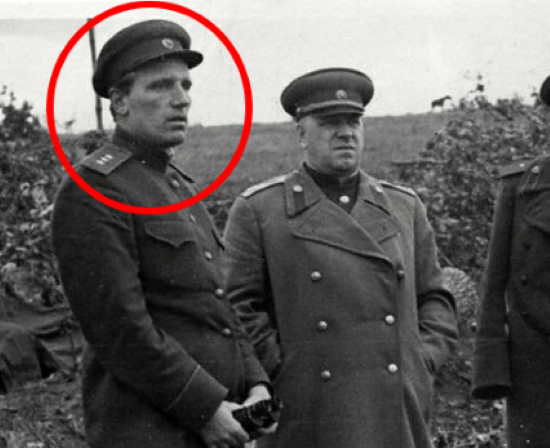 Маршал которому Сталин подавал шинель (2021)