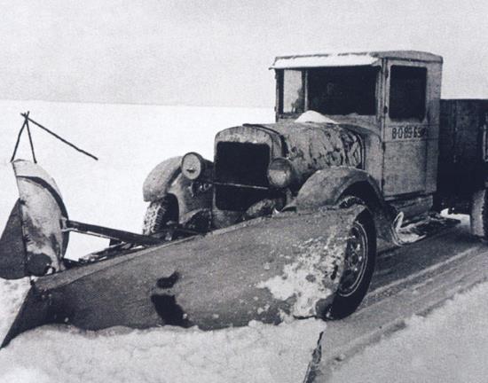 Метростроевцы и царский профессор создали "Дорогу жизни" в 1941? (2018)