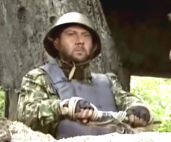 Можно ли спрыгнуть с мины или стоять на ней чтобы не взорвалась? Отвечает сапер с боевым опытом (2020)