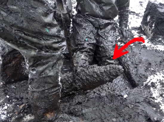 Находки по войне с самой глубокой части болота. Доставать очень тяжело! (2022)