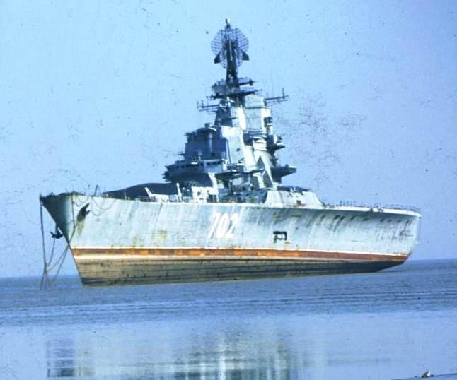 Настоящее на костях великого Советского флота. Рассказывает контр-адмирал заставший развал СССР (2019)