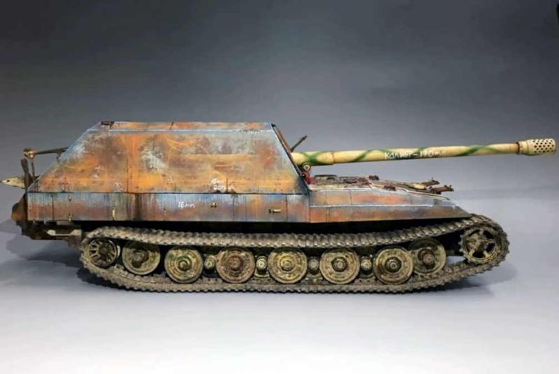 ОГРОМНЫЙ 170-мм "Тигр" с железной дорогой внутри корпуса. Зачем его создавали? (2021)