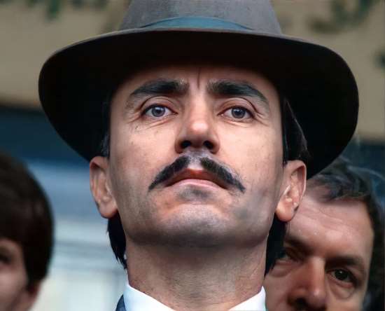 Почему первые полтора года Чеченской войны, Дудаев имел иммунитет от российских спецслужб?  (2021)