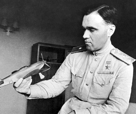 Правда о феноменальном успехе истребителей Яковлева (2018)