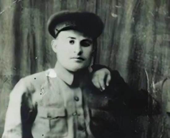 "Предательский нож в спину" от Хасана Исраилова в самый тяжелый период войны. Чеченец грозивший устроить финский сценарий в 1942 (2020)