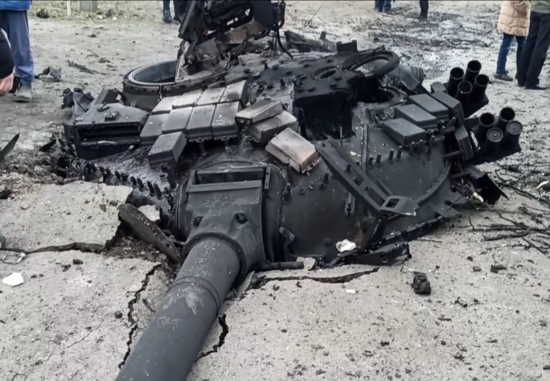 Россия вводит в бой второй наступательный эшелон. Обстановка на фронтах 25 февраля (30 видео, уже не обновляется, 2022)