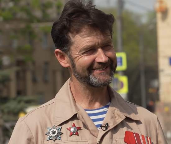 Сергеич - боевой генерал разведки ГРУ и контртеррора: "Ну командир, куда ты пёр! Вот куда ты лез? С двумя солдатами высоту отбивать?" (2019)