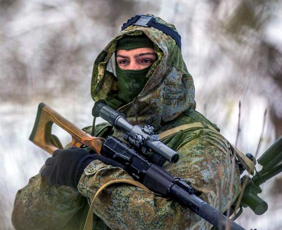 Снайперы-контрактники анонимно рассказали про реальную службу в армии. Лиц "кавказской национальности" в снайперы никогда не набирают (2020)