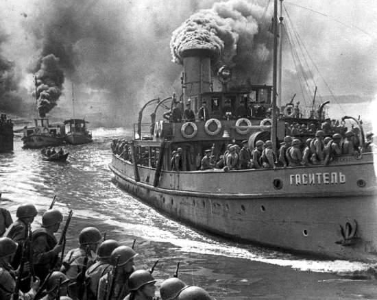 Сталинградские речники в боях на Волге летом 1942. Страшные аудиозаписи уцелевших свидетелей подвига (2020)