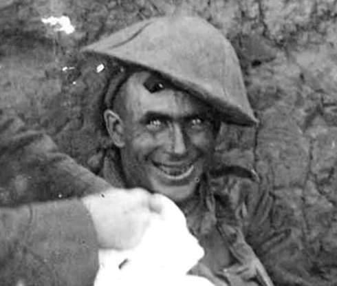 «Взгляд на 1000 ярдов». Почему солдаты смотрят в пустоту? (2019)