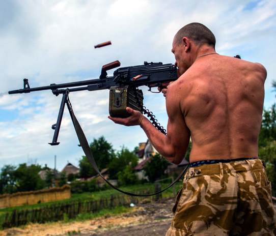 Зачем мужчинам нужна война? "Проверка себя - плохой мотив. Можно заглянуть в пропасть и сойти с ума" (2020)