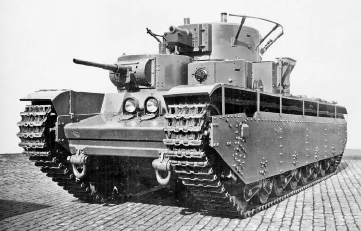 Разработка первого в СССР тяжелого танка началась в конце 1920-х годов.